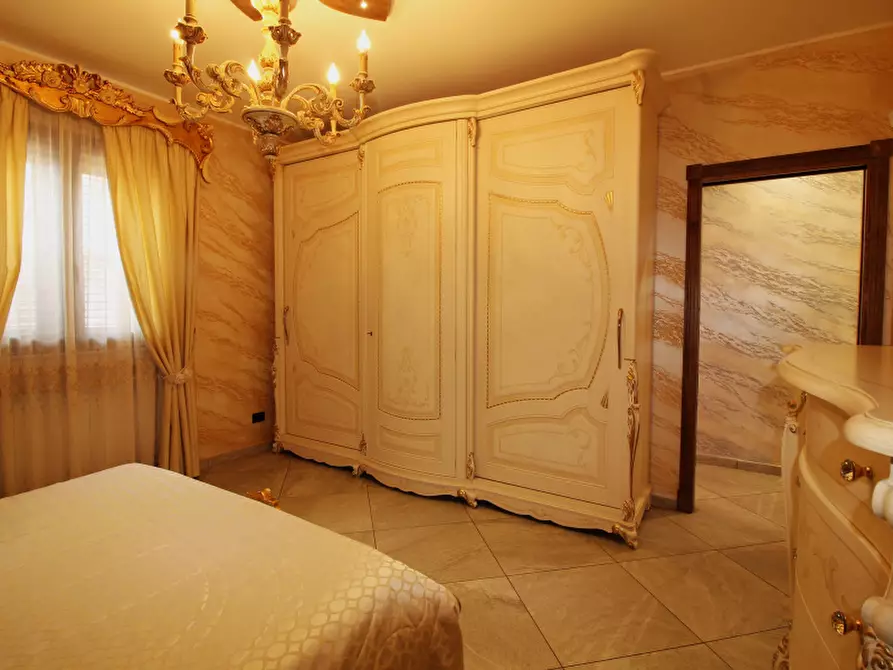 Immagine 27 di Villa in vendita  in Via Calabrese a Ficarazzi