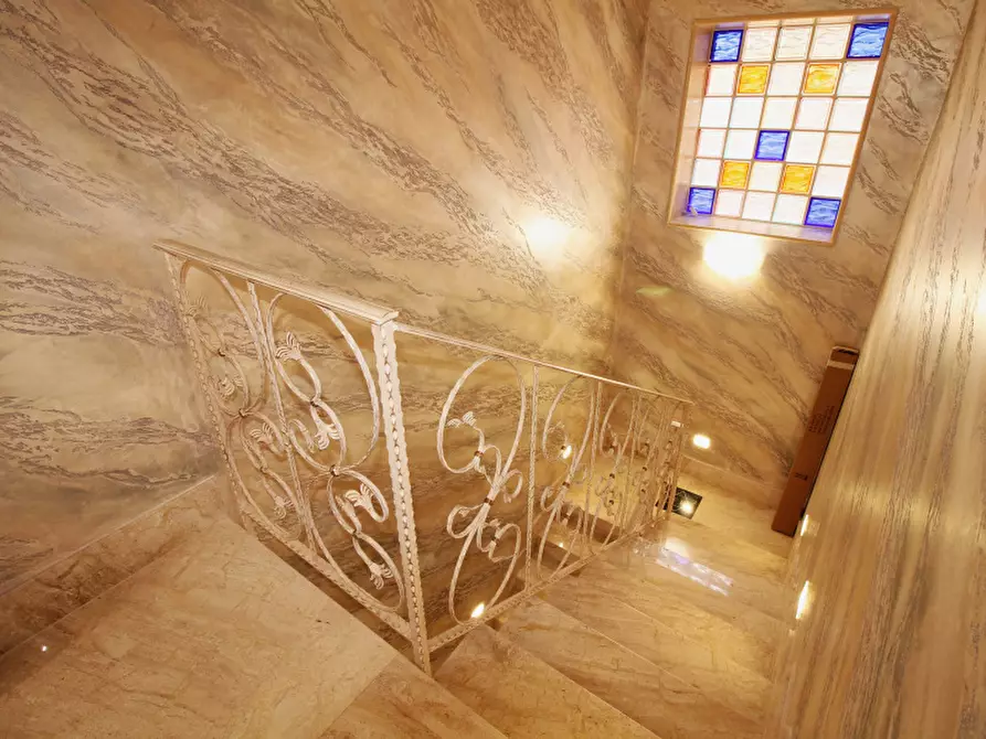 Immagine 34 di Villa in vendita  in Via Calabrese a Ficarazzi