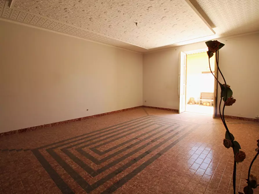 Immagine 4 di Appartamento in vendita  in Via Salvatore Rosa a Bagheria