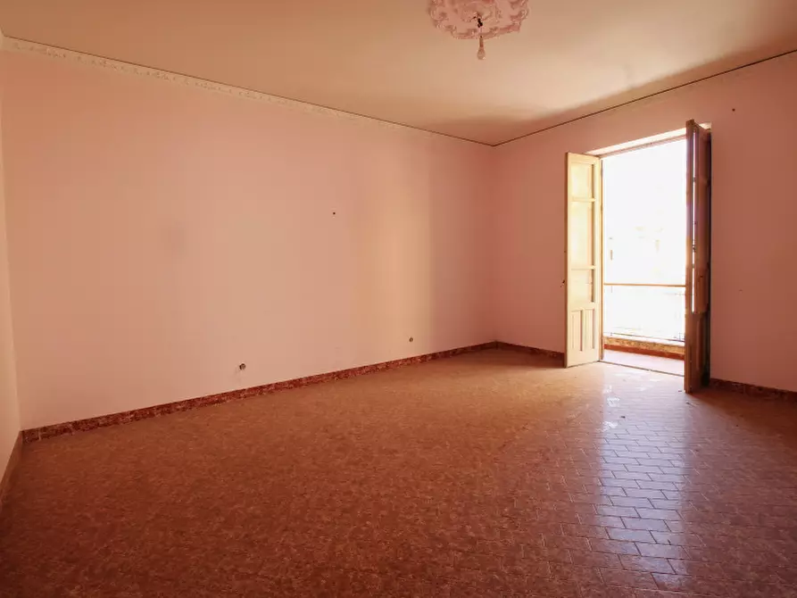 Immagine 13 di Appartamento in vendita  in Via Salvatore Rosa a Bagheria