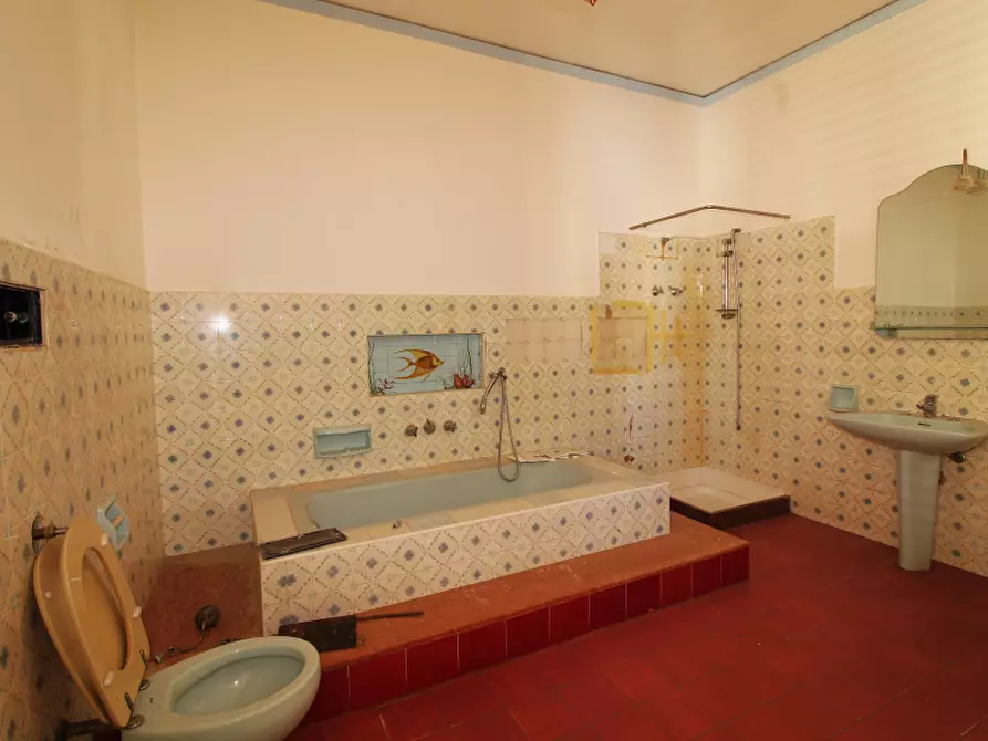 Immagine 17 di Appartamento in vendita  in Via Salvatore Rosa a Bagheria