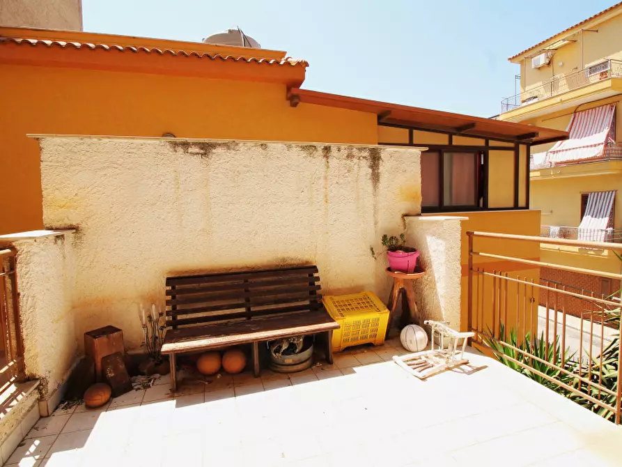 Immagine 21 di Appartamento in vendita  in Via Salvatore Rosa a Bagheria