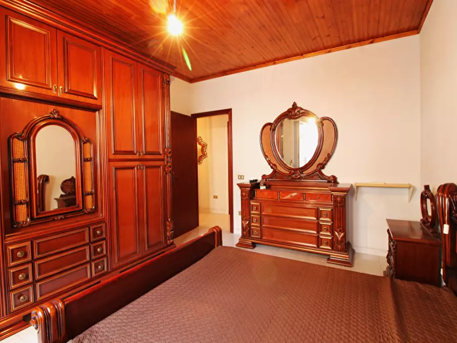 Immagine 10 di Appartamento in vendita  in Via Giovanni Girgenti a Bagheria