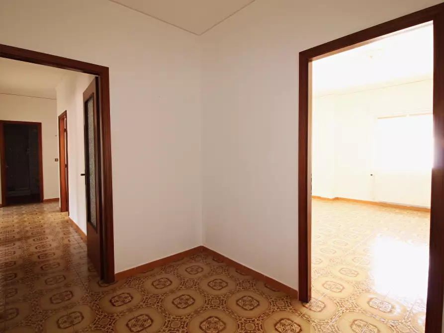 Immagine 3 di Appartamento in vendita  in Corso dei Mille a Palermo