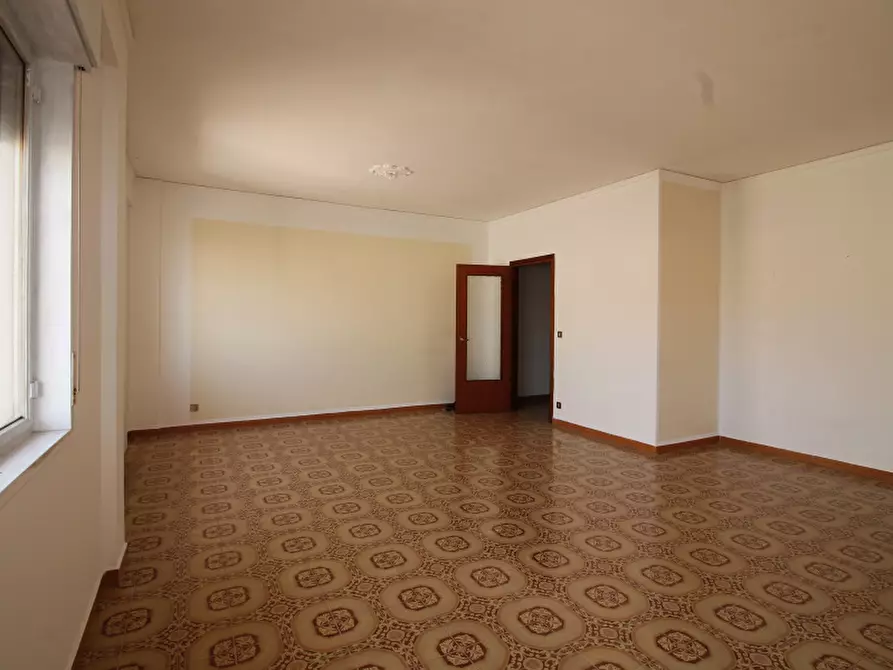 Immagine 4 di Appartamento in vendita  in Corso dei Mille a Palermo