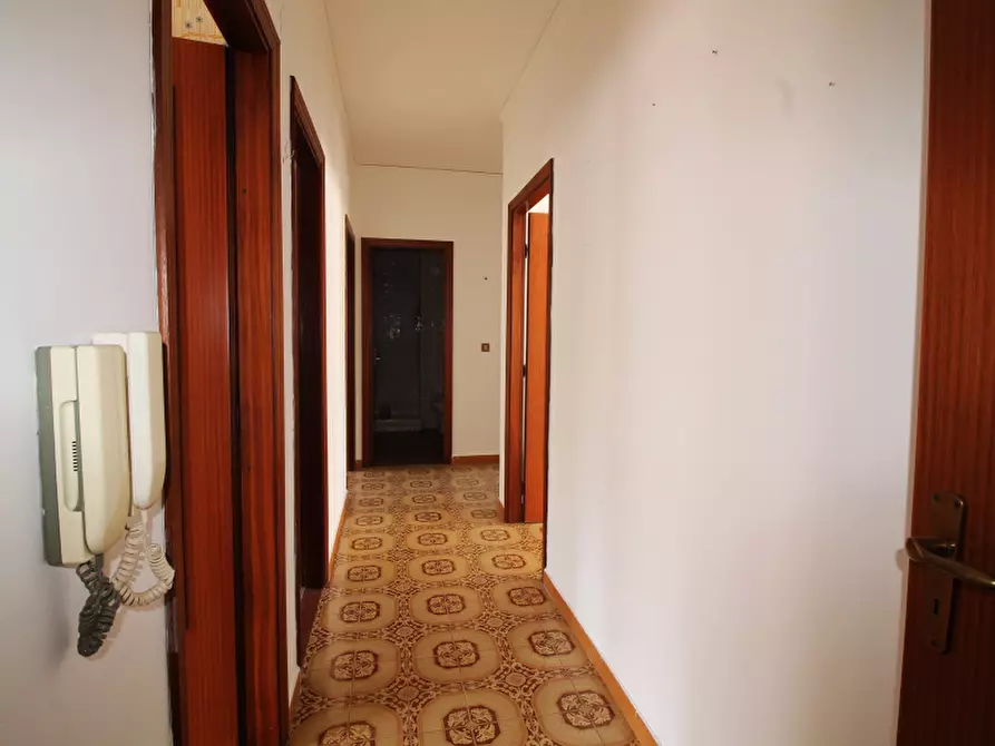 Immagine 11 di Appartamento in vendita  in Corso dei Mille a Palermo