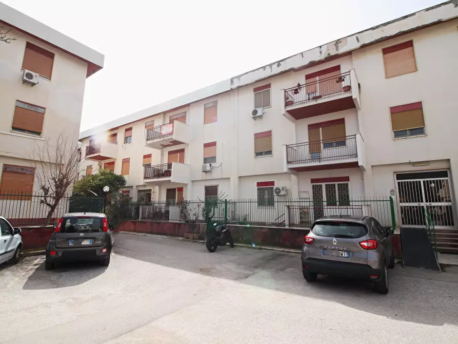 Immagine 30 di Appartamento in vendita  in Corso dei Mille a Palermo