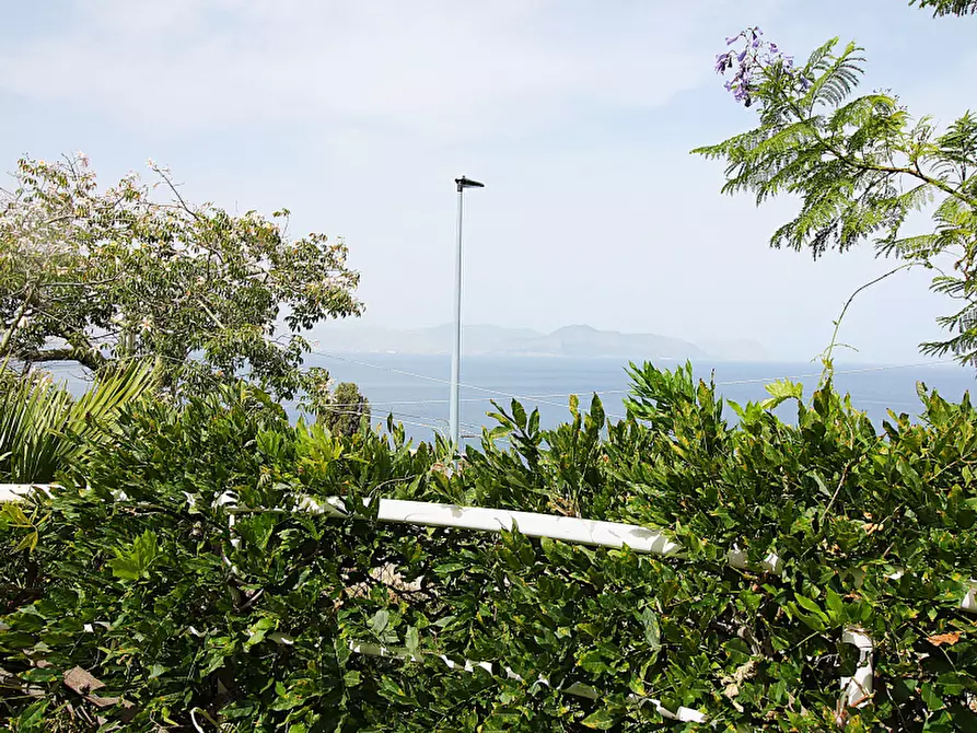 Immagine 27 di Villa in vendita  in Via Francesco Paolo Perez a Bagheria