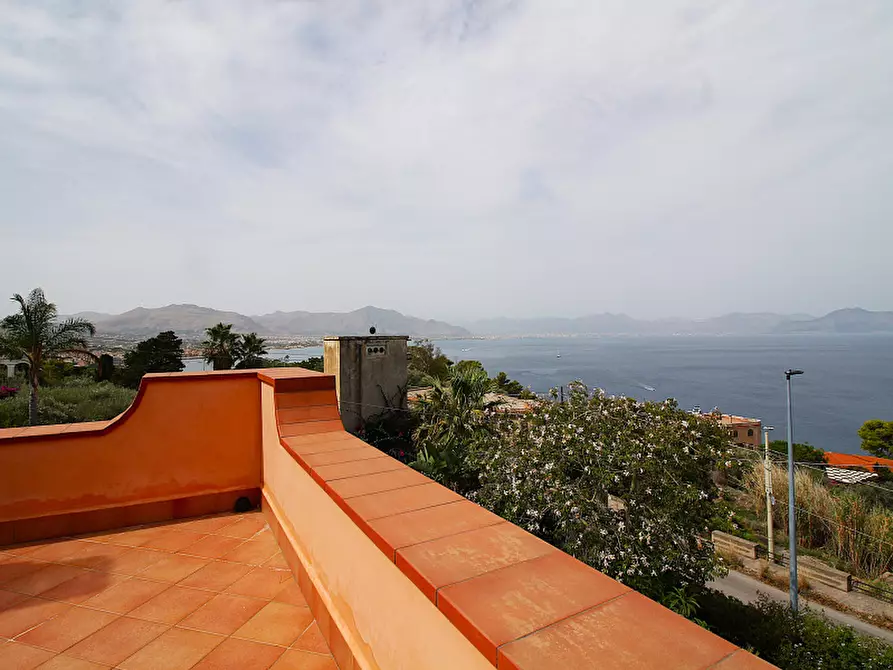 Immagine 40 di Villa in vendita  in Via Francesco Paolo Perez a Bagheria