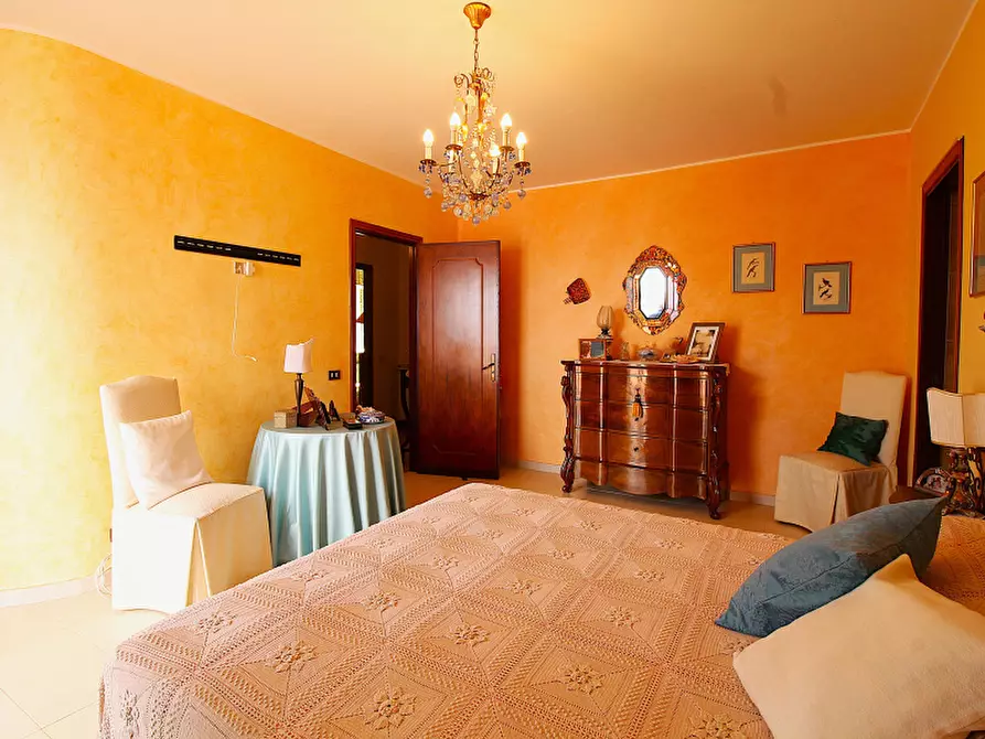 Immagine 13 di Villa in vendita  in Via Francesco Paolo Perez a Bagheria