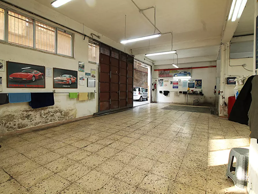 Immagine 5 di Negozio in vendita  in Via La Masa a Bagheria