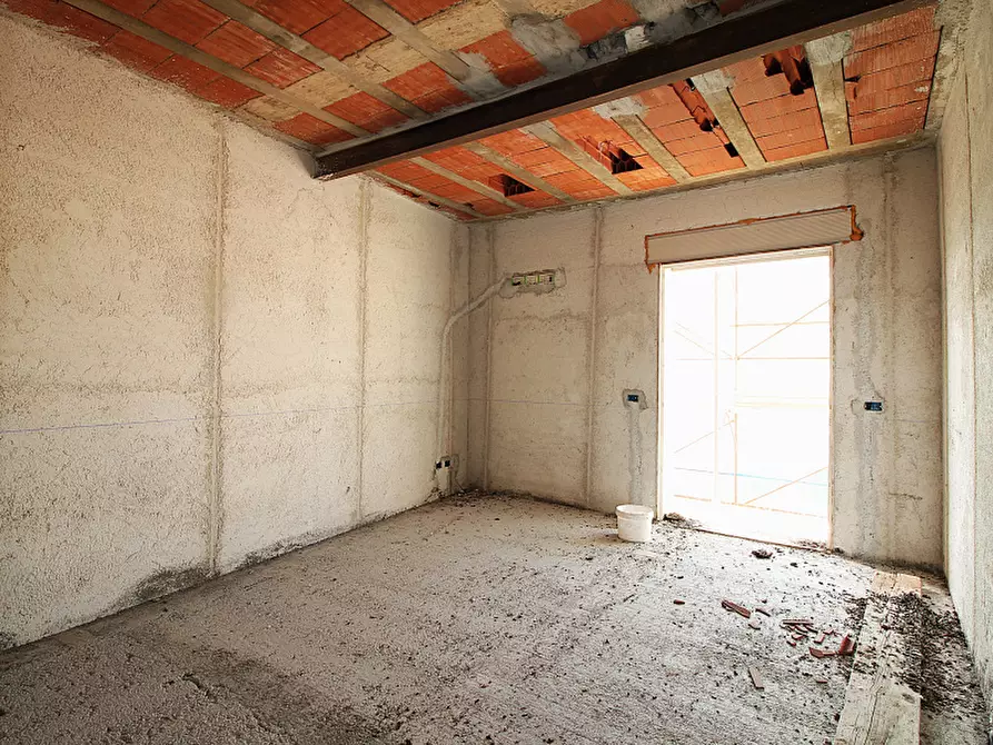 Immagine 15 di Appartamento in vendita  in Via Donato Bramante a Bagheria