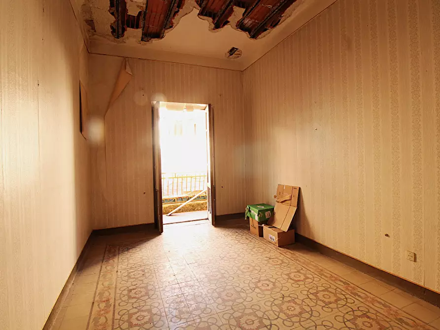 Immagine 7 di Palazzo in vendita  in Via Alessandria a Bagheria