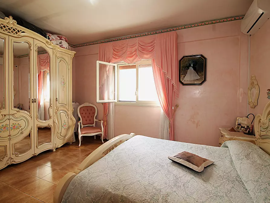 Immagine 12 di Appartamento in vendita  in Via Botta a Bagheria