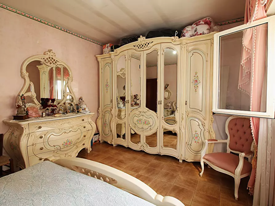 Immagine 13 di Appartamento in vendita  in Via Botta a Bagheria