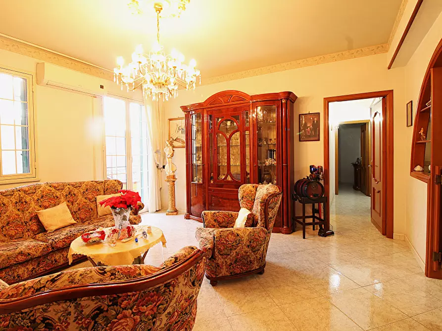 Immagine 2 di Appartamento in vendita  in Via Ferdinando Magellano a Bagheria