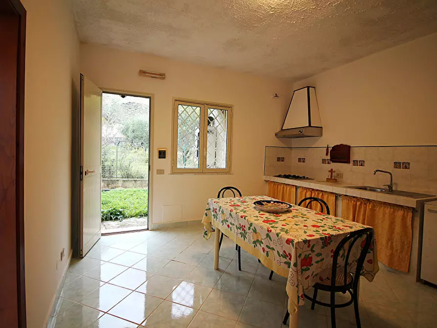 Immagine 12 di Villa in vendita  in Via Piano Sperone 11 a Altavilla Milicia