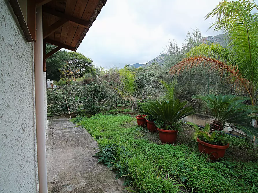 Immagine 16 di Villa in vendita  in Via Piano Sperone 11 a Altavilla Milicia