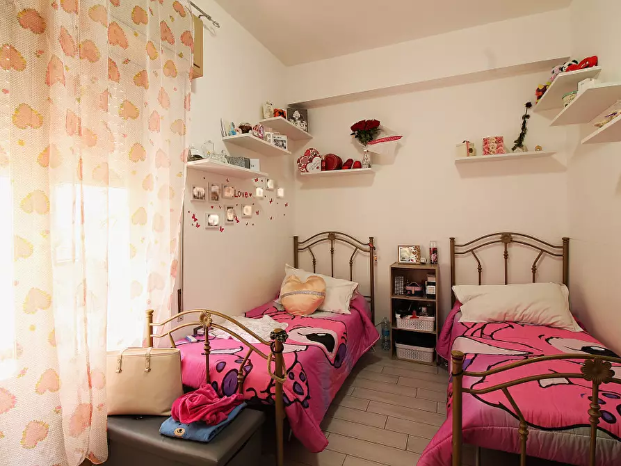 Immagine 10 di Appartamento in vendita  in Via Pietro Nenni a Bagheria