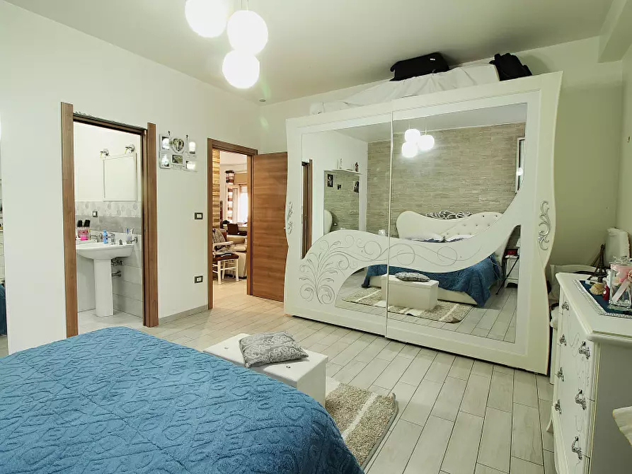 Immagine 18 di Appartamento in vendita  in Via Pietro Nenni a Bagheria