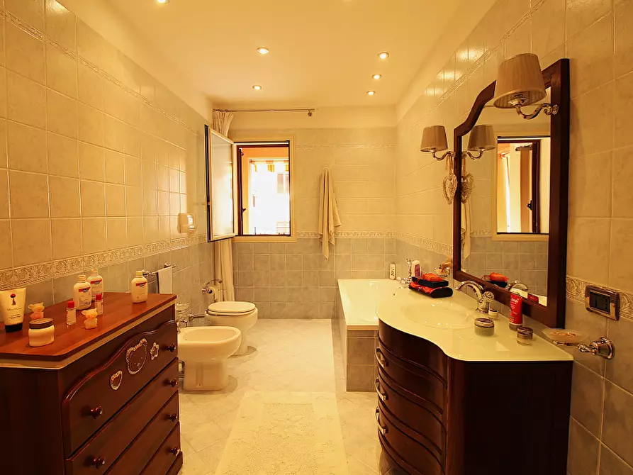 Immagine 12 di Appartamento in vendita  in Via Sacerdote Napoleone a Ficarazzi