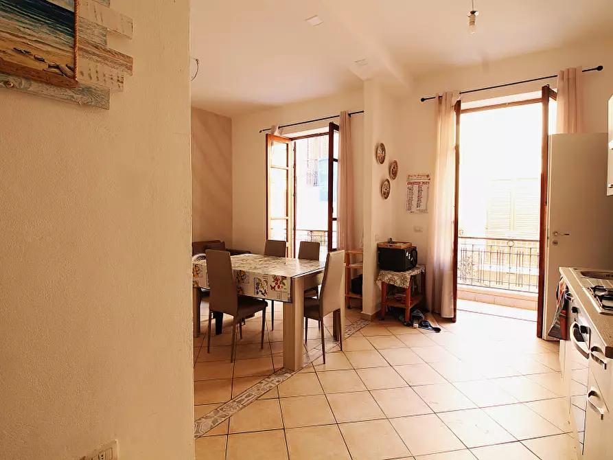 Immagine 3 di Appartamento in vendita  in Via Paternostro a Bagheria