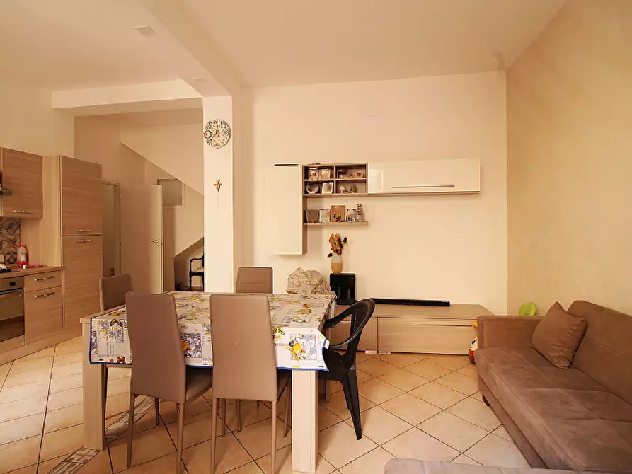 Immagine 4 di Appartamento in vendita  in Via Paternostro a Bagheria