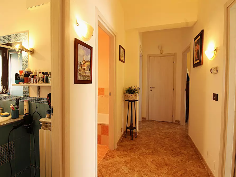 Immagine 8 di Appartamento in vendita  in Via St. 26 a Palermo