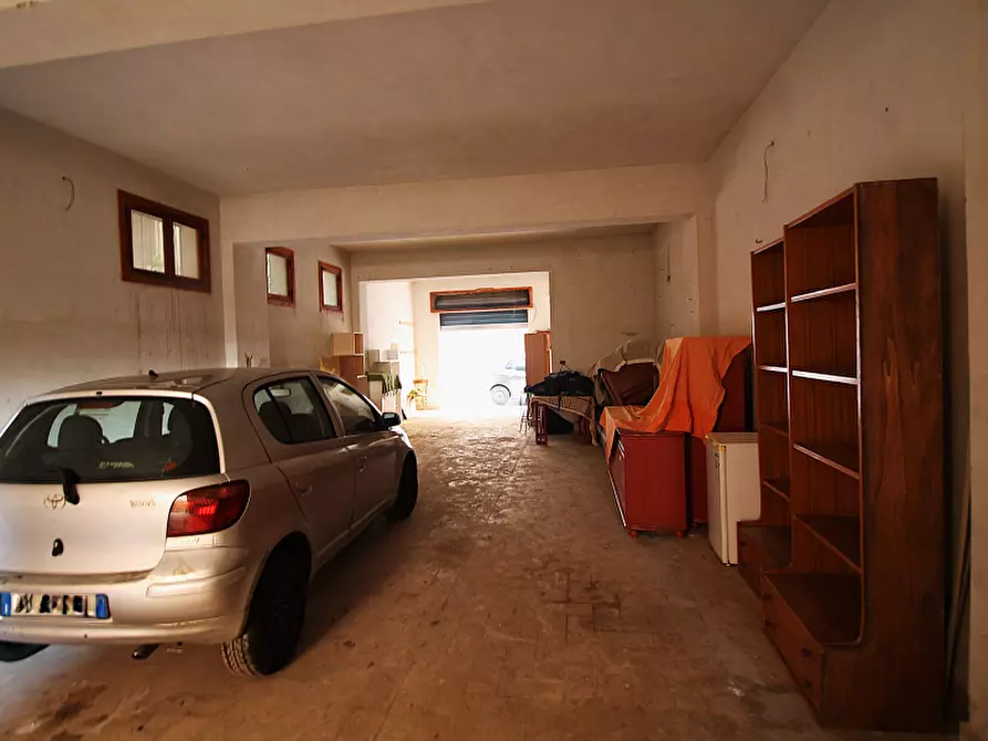 Immagine 16 di Appartamento in vendita  in Via Niccolò Tommaseo a Bagheria