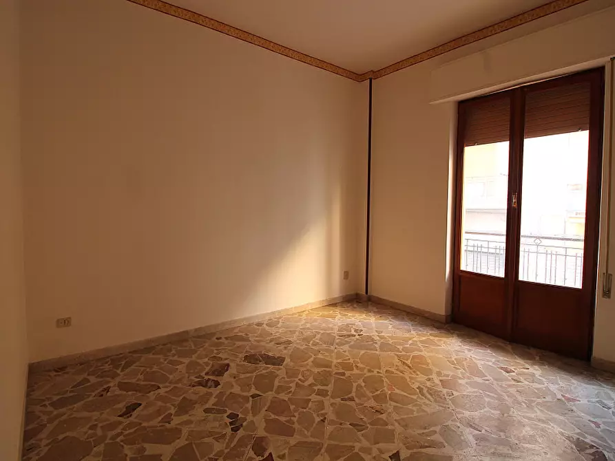 Immagine 14 di Appartamento in vendita  in Via Niccolò Tommaseo a Bagheria