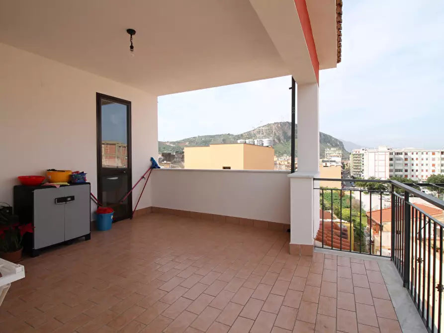 Immagine 3 di Appartamento in vendita  in Via Generale Armando Diaz a Bagheria