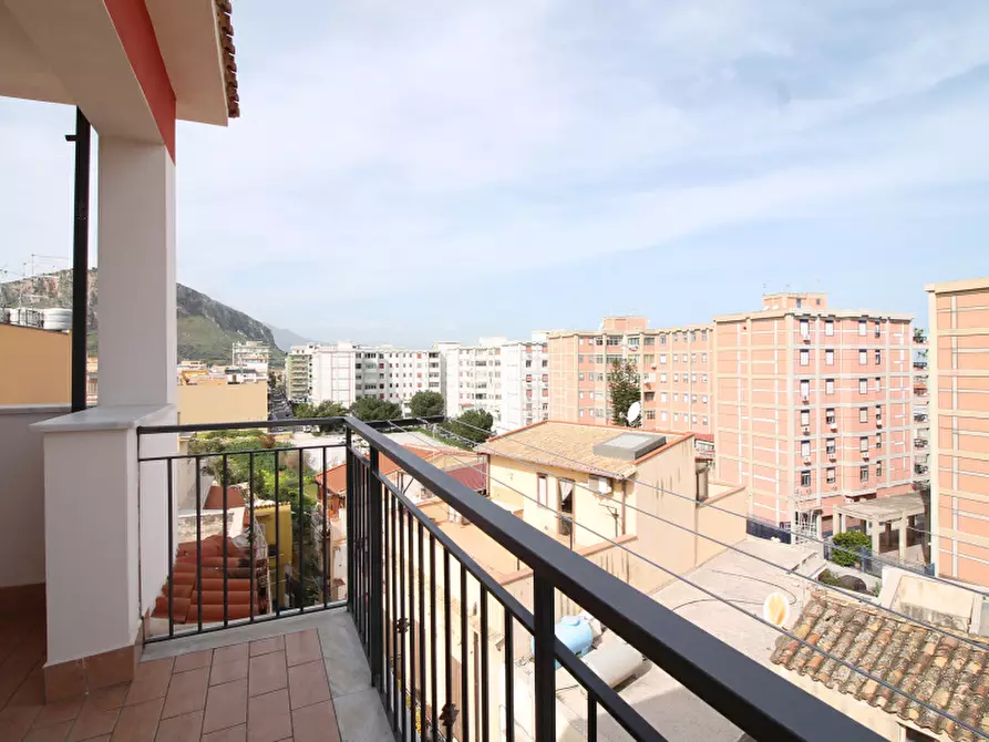 Immagine 21 di Appartamento in vendita  in Via Generale Armando Diaz a Bagheria