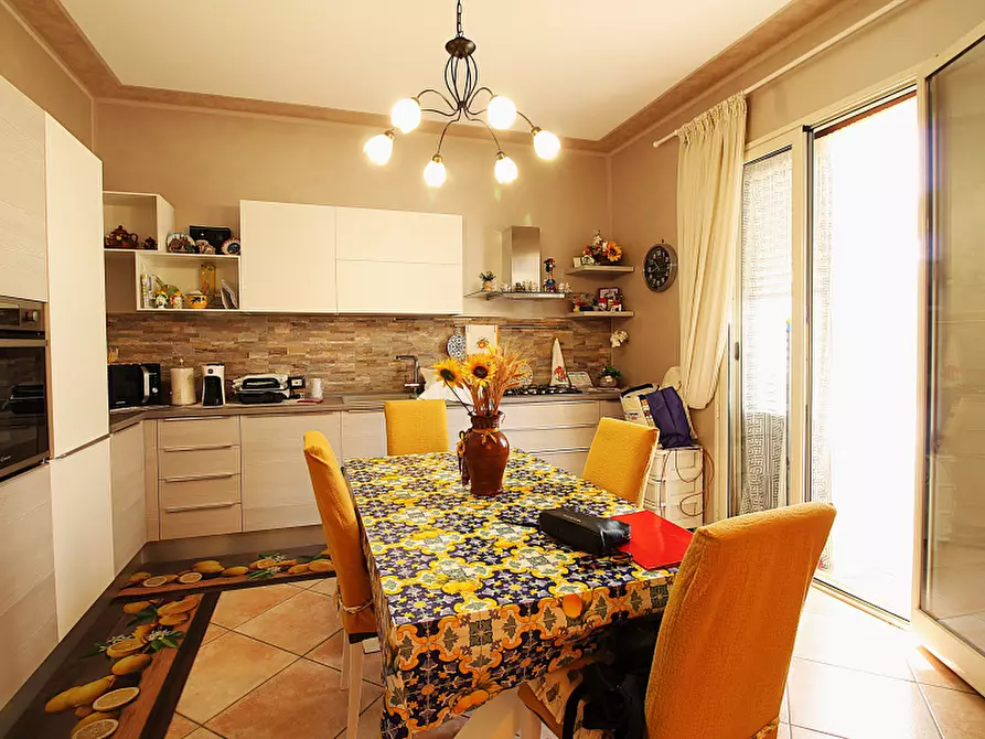 Immagine 1 di Appartamento in vendita  in Via Giovanni Nicola Salernitano a Bagheria