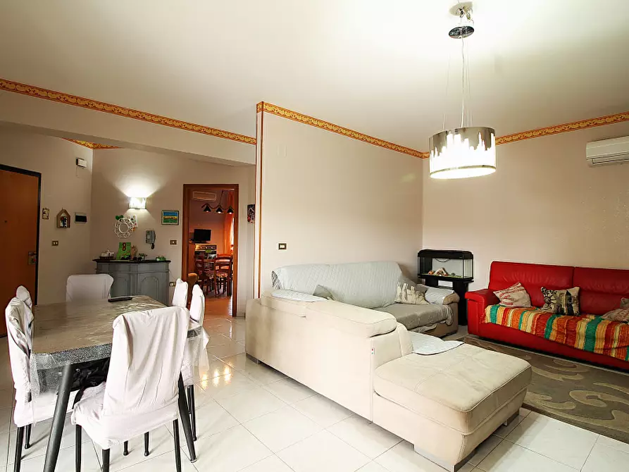 Immagine 3 di Appartamento in vendita  in Via Ingegnere Giuseppe Bagnera a Bagheria