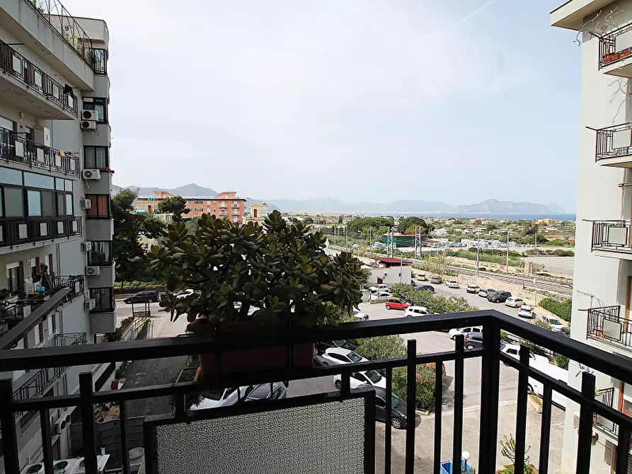 Immagine 10 di Appartamento in vendita  in Via Ingegnere Giuseppe Bagnera a Bagheria