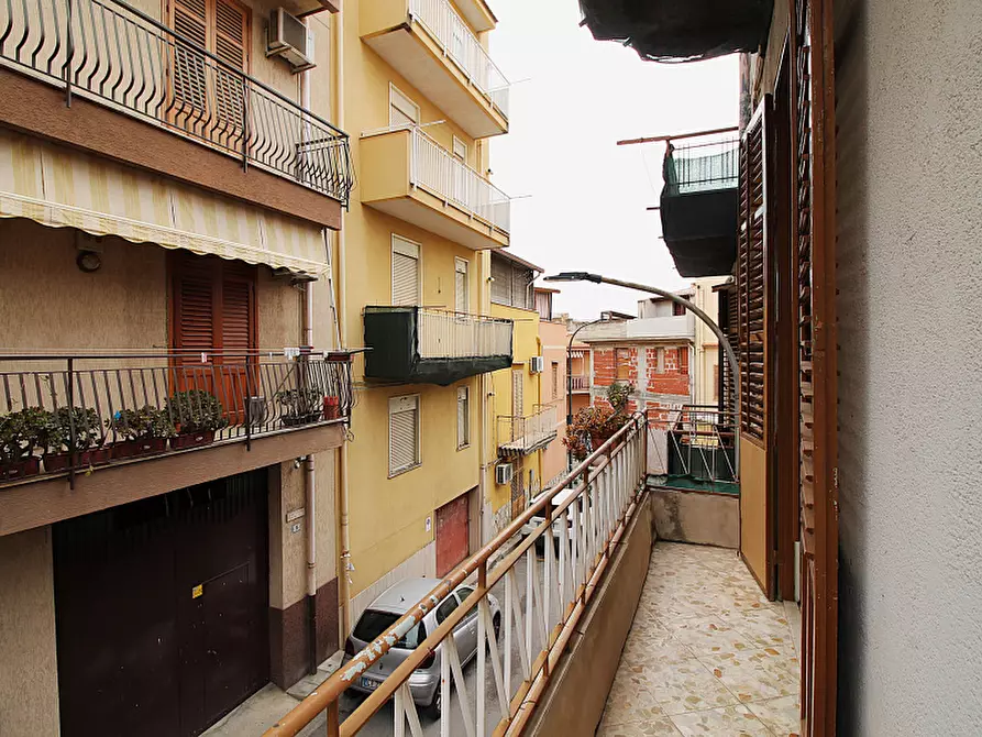 Immagine 17 di Palazzo in vendita  in Via Suppietro a Casteldaccia