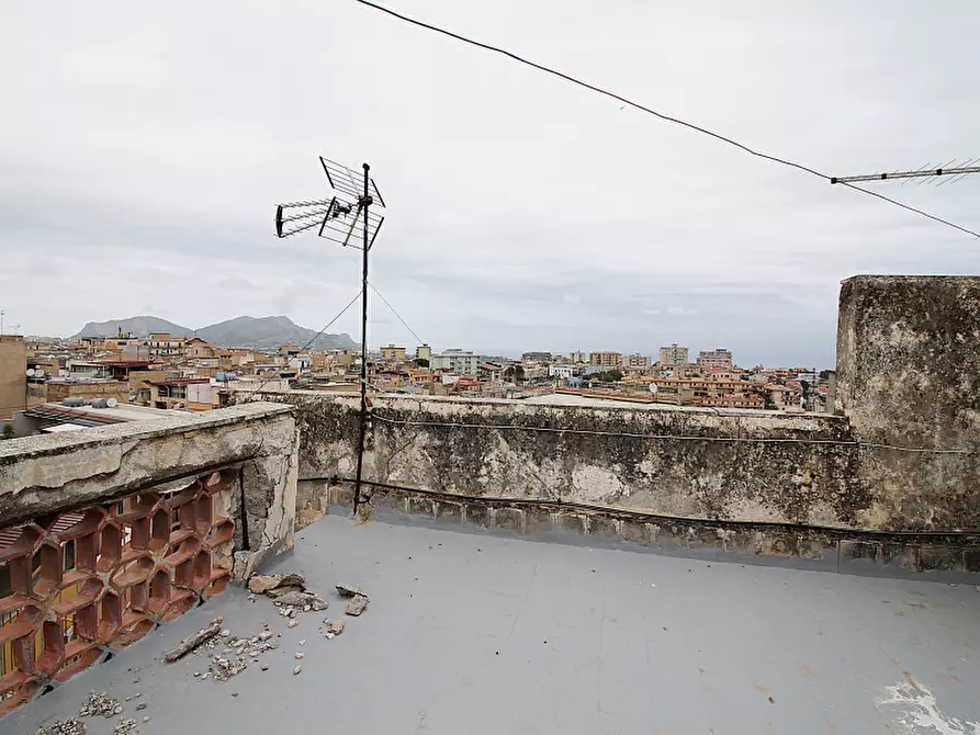 Immagine 31 di Palazzo in vendita  in Via Suppietro a Casteldaccia