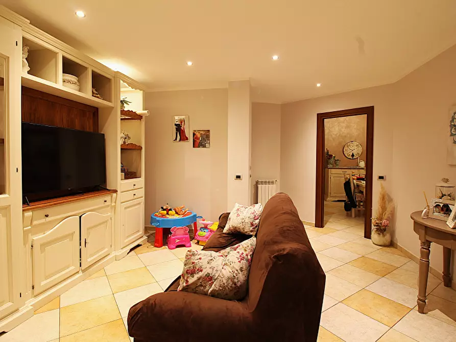 Immagine 5 di Appartamento in vendita  in Via Giovanni Girgenti a Bagheria