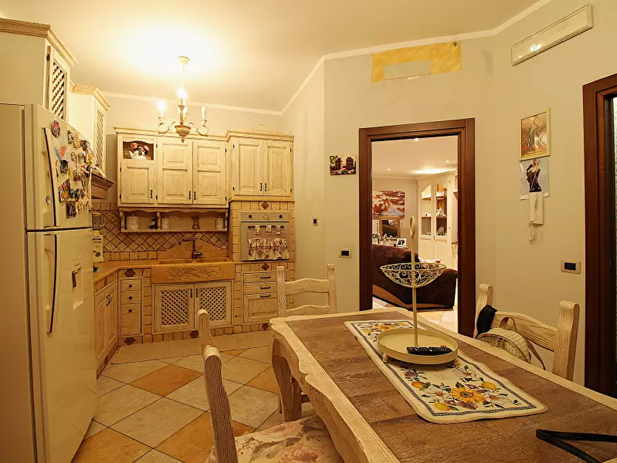 Immagine 8 di Appartamento in vendita  in Via Giovanni Girgenti a Bagheria