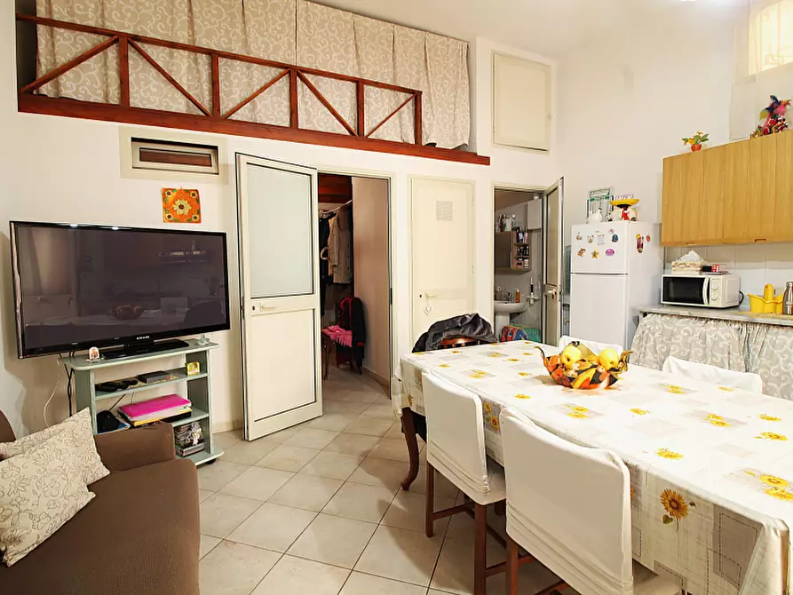 Immagine 3 di Appartamento in vendita  in Via Galileo Galilei a Bagheria