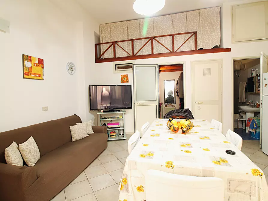 Immagine 4 di Appartamento in vendita  in Via Galileo Galilei a Bagheria