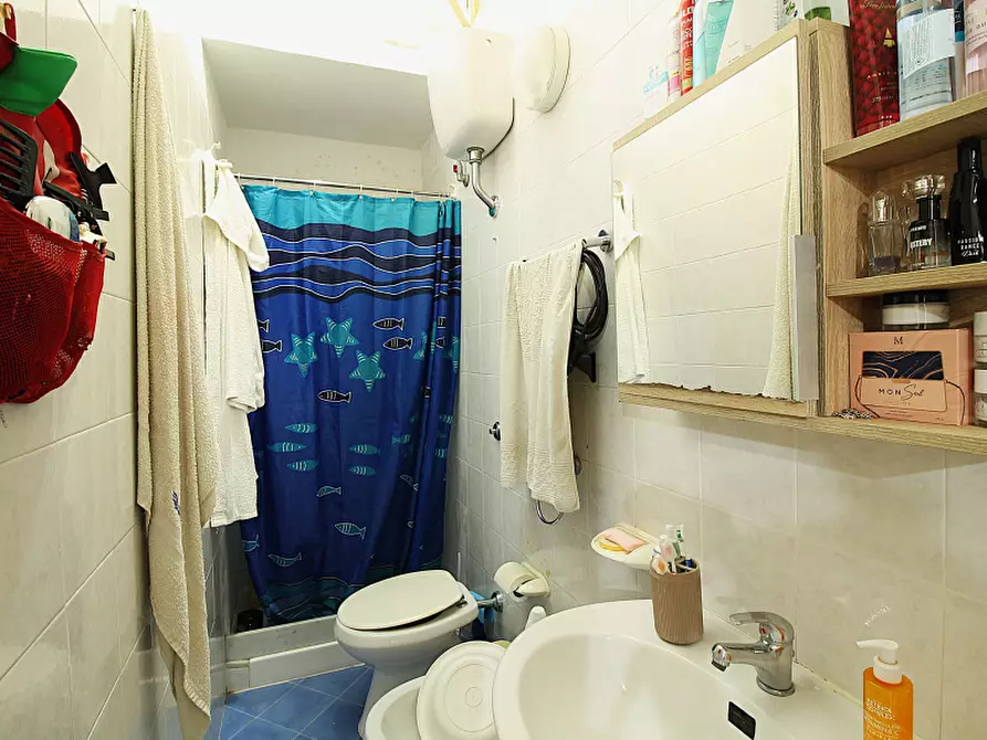 Immagine 13 di Appartamento in vendita  in Via Galileo Galilei a Bagheria