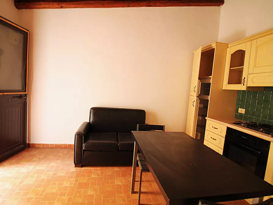 Immagine 6 di Palazzo in vendita  in Via Caramia a Bagheria