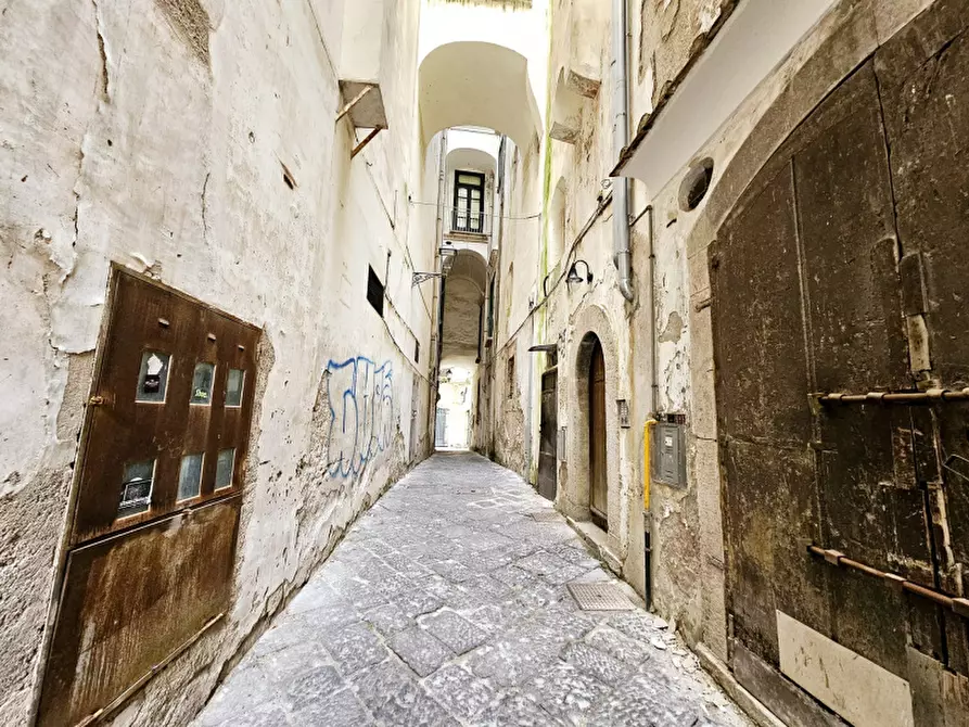 Immagine 4 di Appartamento in vendita  in Vicolo Grimoaldo a Salerno