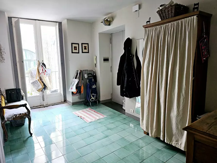 Immagine 8 di Appartamento in vendita  in Vicolo Grimoaldo a Salerno