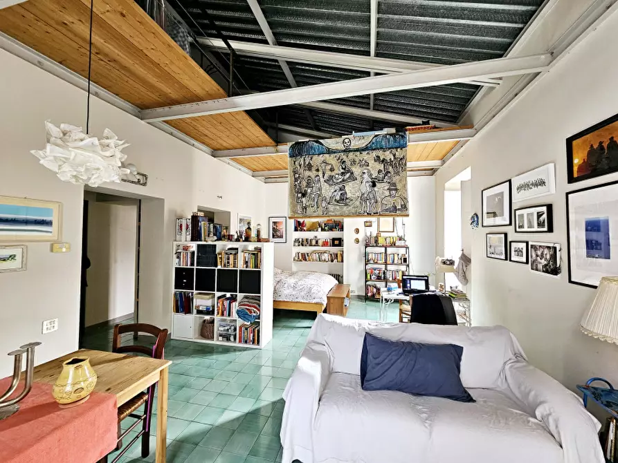 Immagine 10 di Appartamento in vendita  in Vicolo Grimoaldo a Salerno