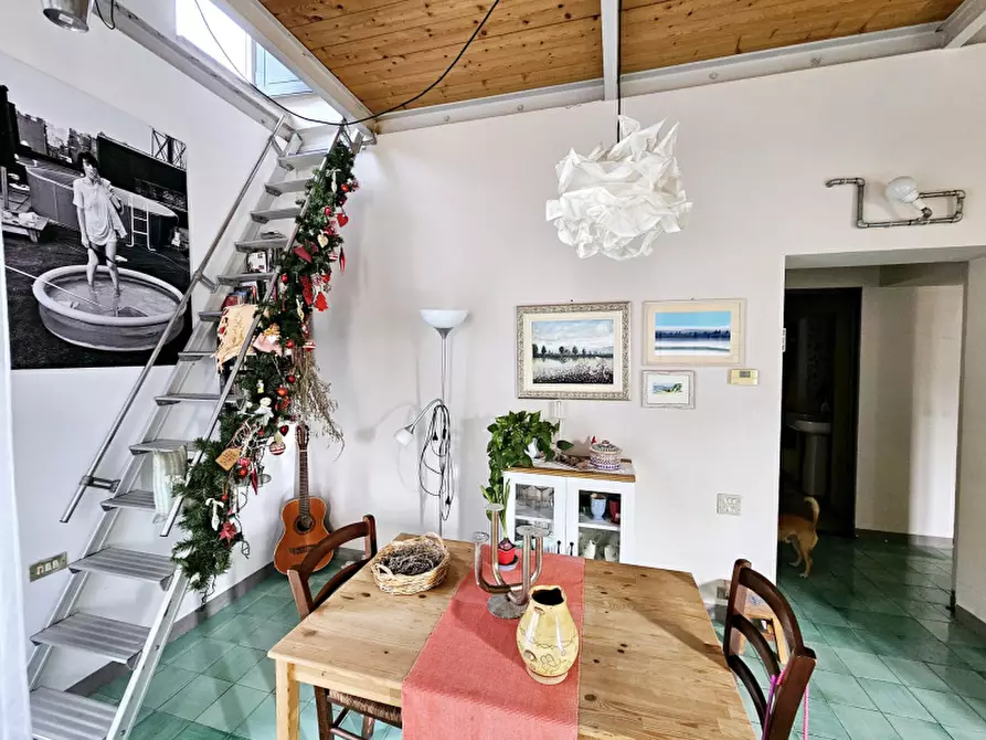 Immagine 13 di Appartamento in vendita  in Vicolo Grimoaldo a Salerno