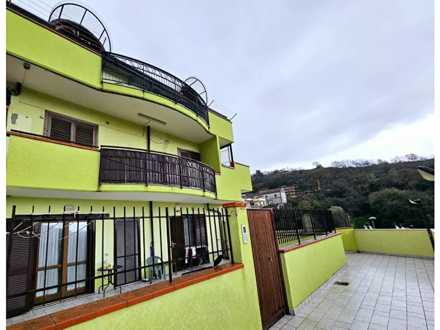 Immagine 18 di Appartamento in vendita  in Via Dottor Matteo Petraroia a Pellezzano