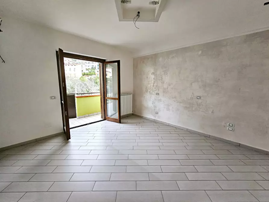 Immagine 7 di Appartamento in vendita  in Via Dottor Matteo Petraroia a Pellezzano