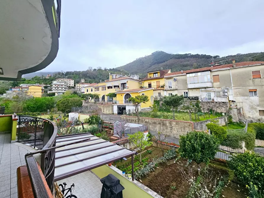 Immagine 16 di Appartamento in vendita  in Via Dottor Matteo Petraroia a Pellezzano